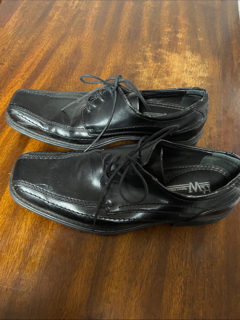 Robert Wayne Black Leather Lace-Up Derbys